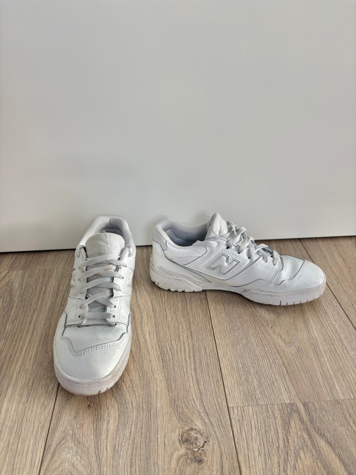Witte New Balance 550 triple white sneakers - maat 40, Wit, Ophalen of Verzenden, Sneakers of Gympen, Zo goed als nieuw