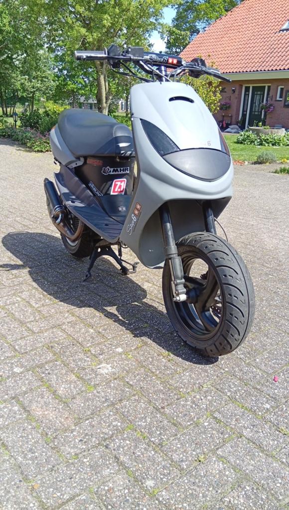 vivacity 70cc met custom blok en alles (het liefst ruilen), Fietsen en Brommers, Scooters | Peugeot, Ophalen of Verzenden, Tweetakt