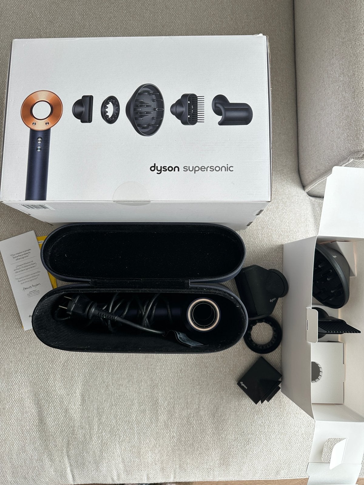 Dyson supersonic haardroger föhn hairdryer, Ophalen, Zo goed als nieuw, Haarverzorging