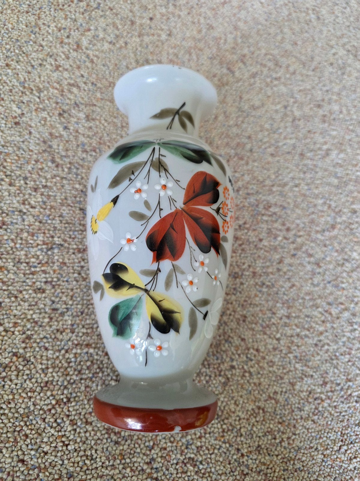 Vintage opaline vaas met handgeschilderde bloemen, Antiek en Kunst, Antiek | Vazen, Ophalen of Verzenden