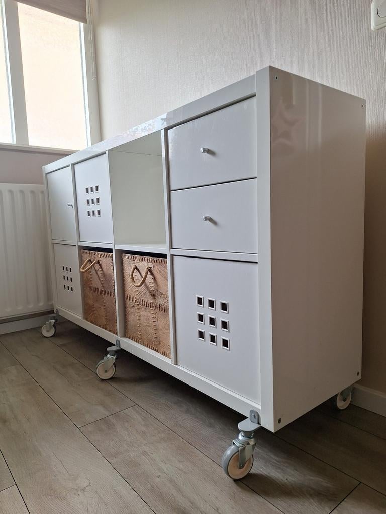 Ikea Kallax kast met 8 vakken en rolsysteem, Ophalen, Gebruikt