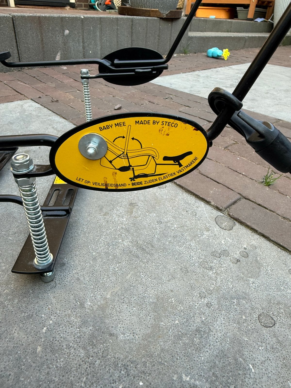 Maxicosi fietsendrager - Steco Baby Mee, Fietsen en Brommers, Fietsaccessoires | Fietsstoeltjes, Ophalen, Gebruikt, 0 t/m 10 kg