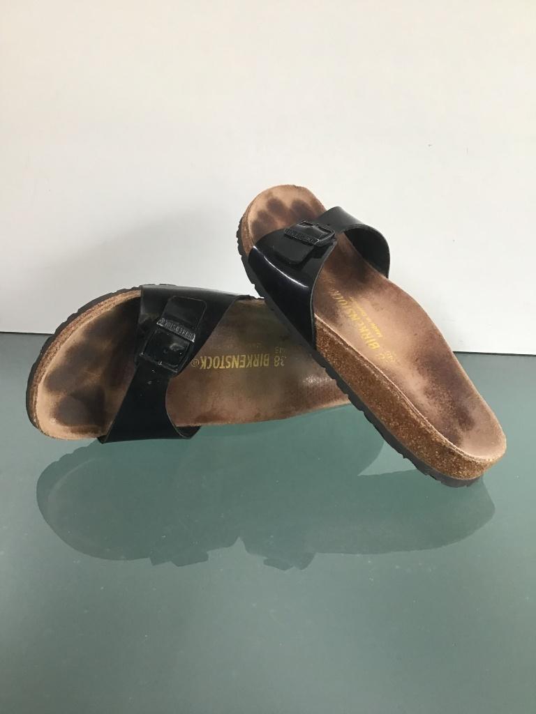 Birkenstock Madrid zwart 38 slippers | Gratis verzenden, Kleding | Dames, Schoenen, Slippers, Verzenden, Zwart, Zo goed als nieuw