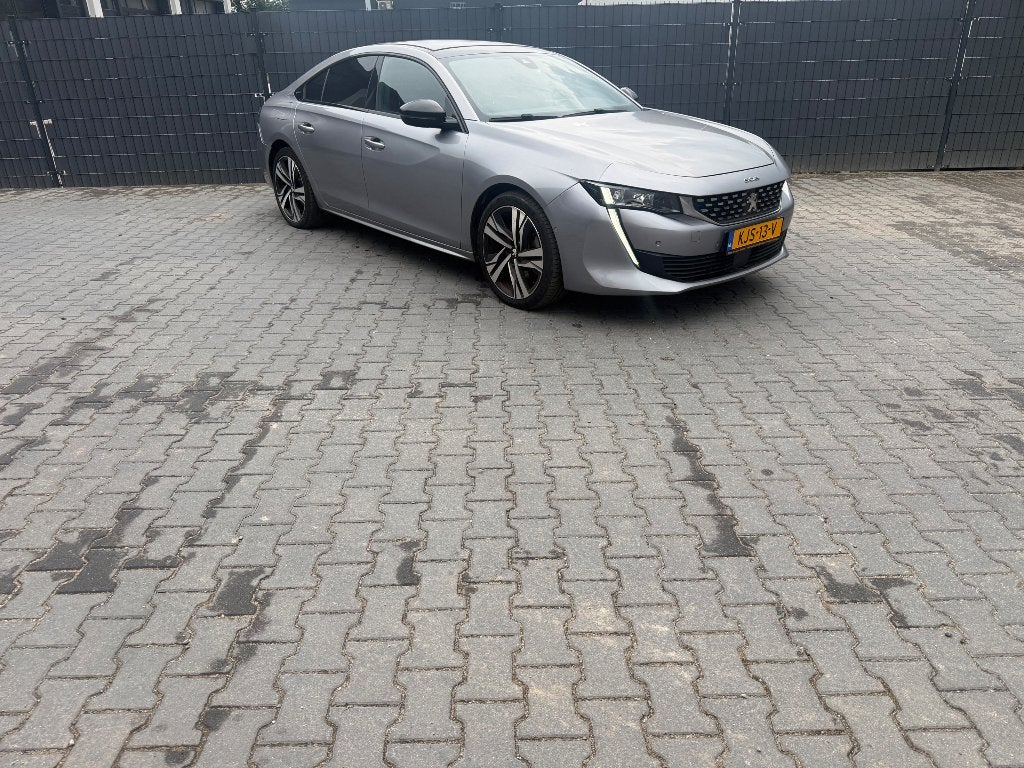 Peugeot 508 1.6 Puretech 225pk S&S Eat8 2019 Grijs, Auto's, Peugeot, Euro 6, 4 cilinders, Leder, 1600 kg