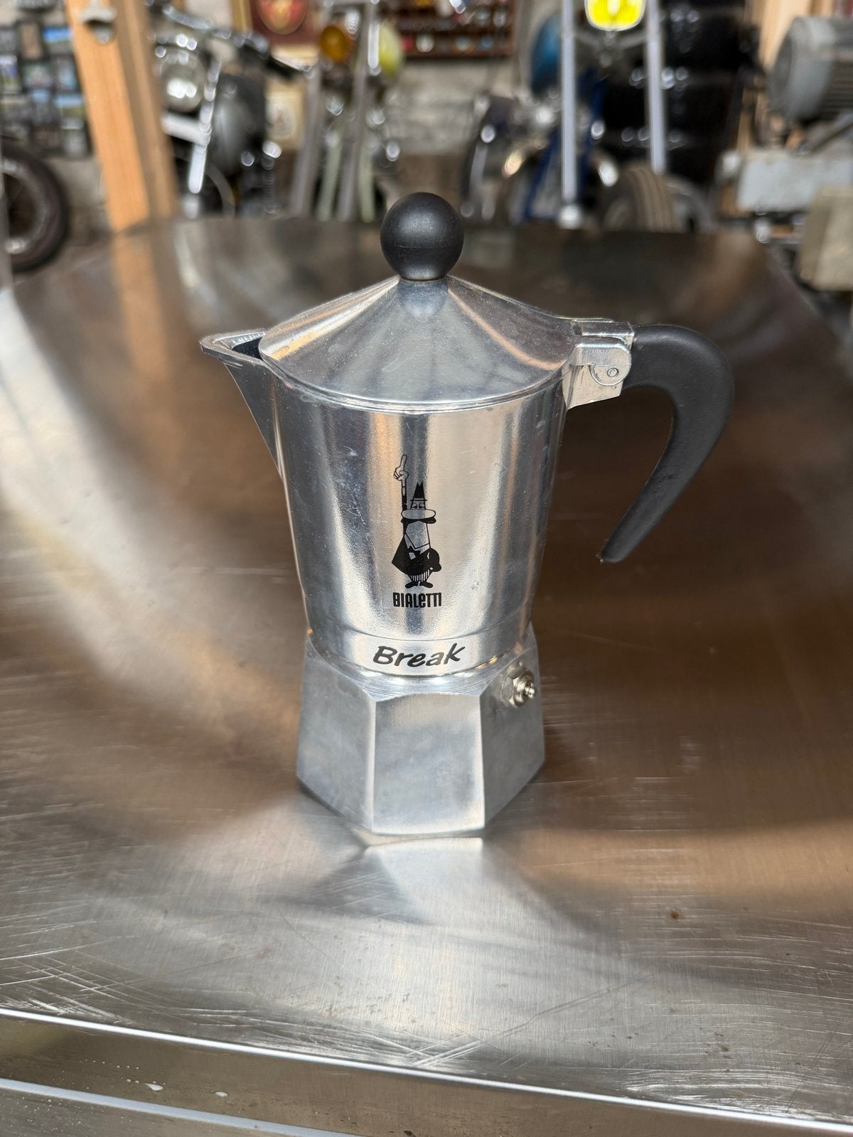 Bialetti Break Moka Express - Klassieke Italiaanse Koffiepot, Gebruikt, Overige modellen, Gemalen koffie, Ophalen of Verzenden