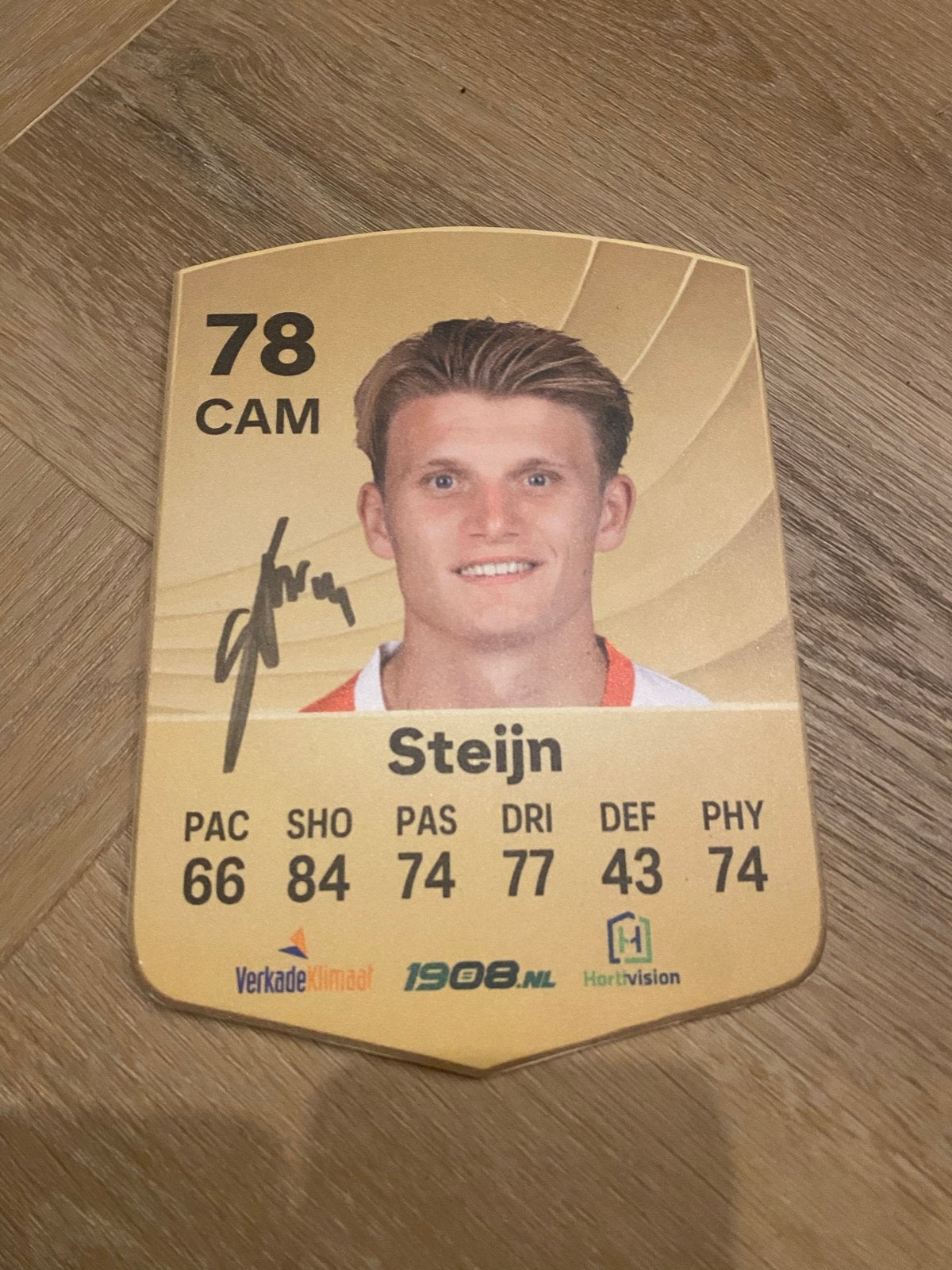 Gesigneerde Steijn Spelerskaart - FIFA 78 CAM, Ophalen of Verzenden, Zo goed als nieuw, Overige sporten, Spelerskaart