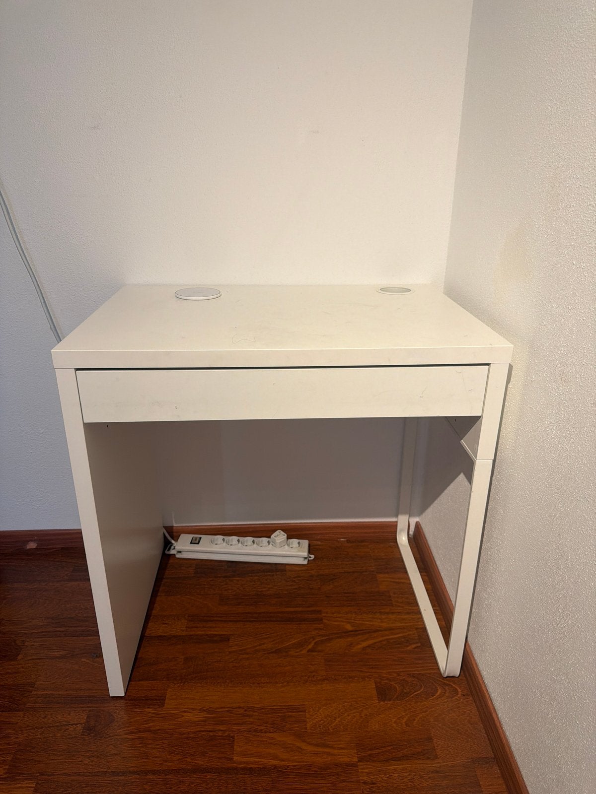 IKEA studie- en computerbureau - Zo goed als nieuw, Ophalen, Met lades, Zo goed als nieuw, IKEA
