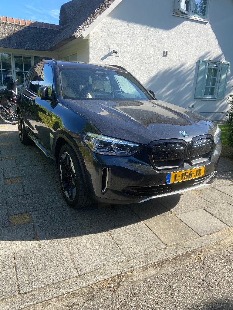 BMW iX3 286pk Aut 2021 Grijs, Automaat, Achterwielaandrijving, 110 €/maand, Particulier