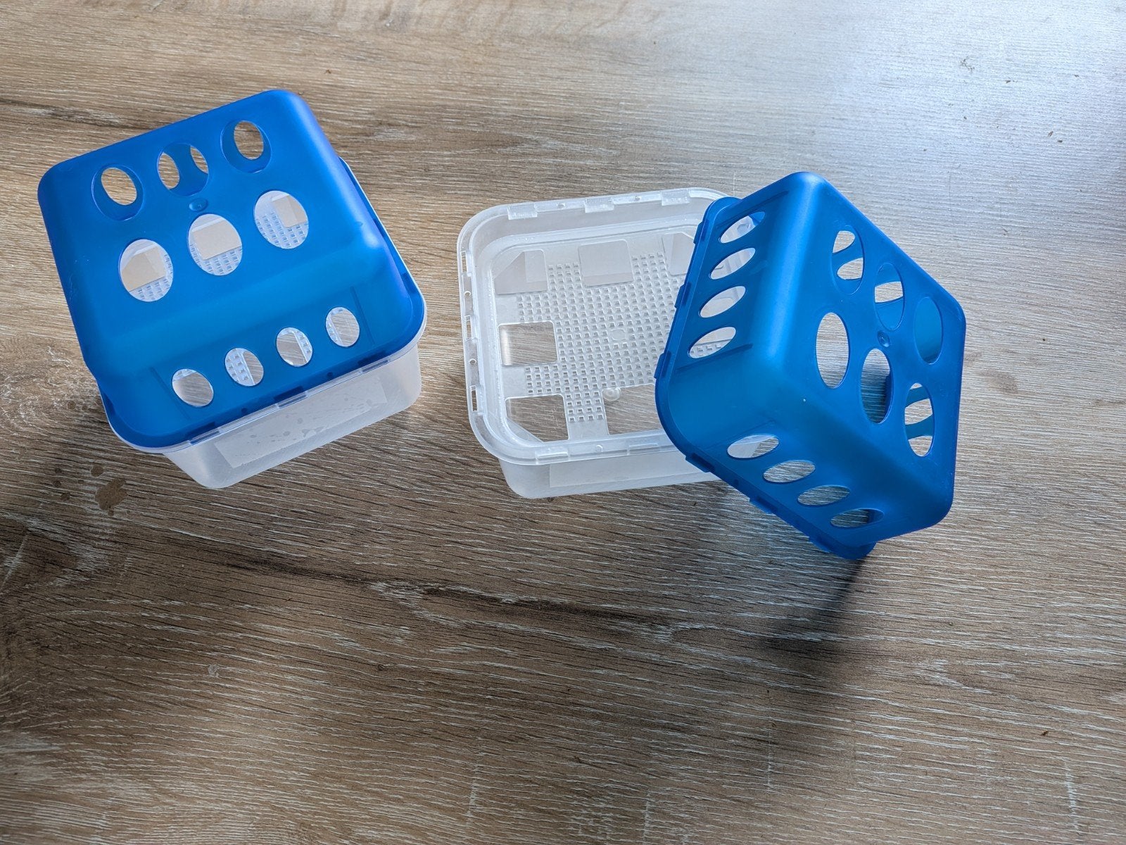 2x vochtvanger bak (zonder korrels), Ophalen, Gebruikt