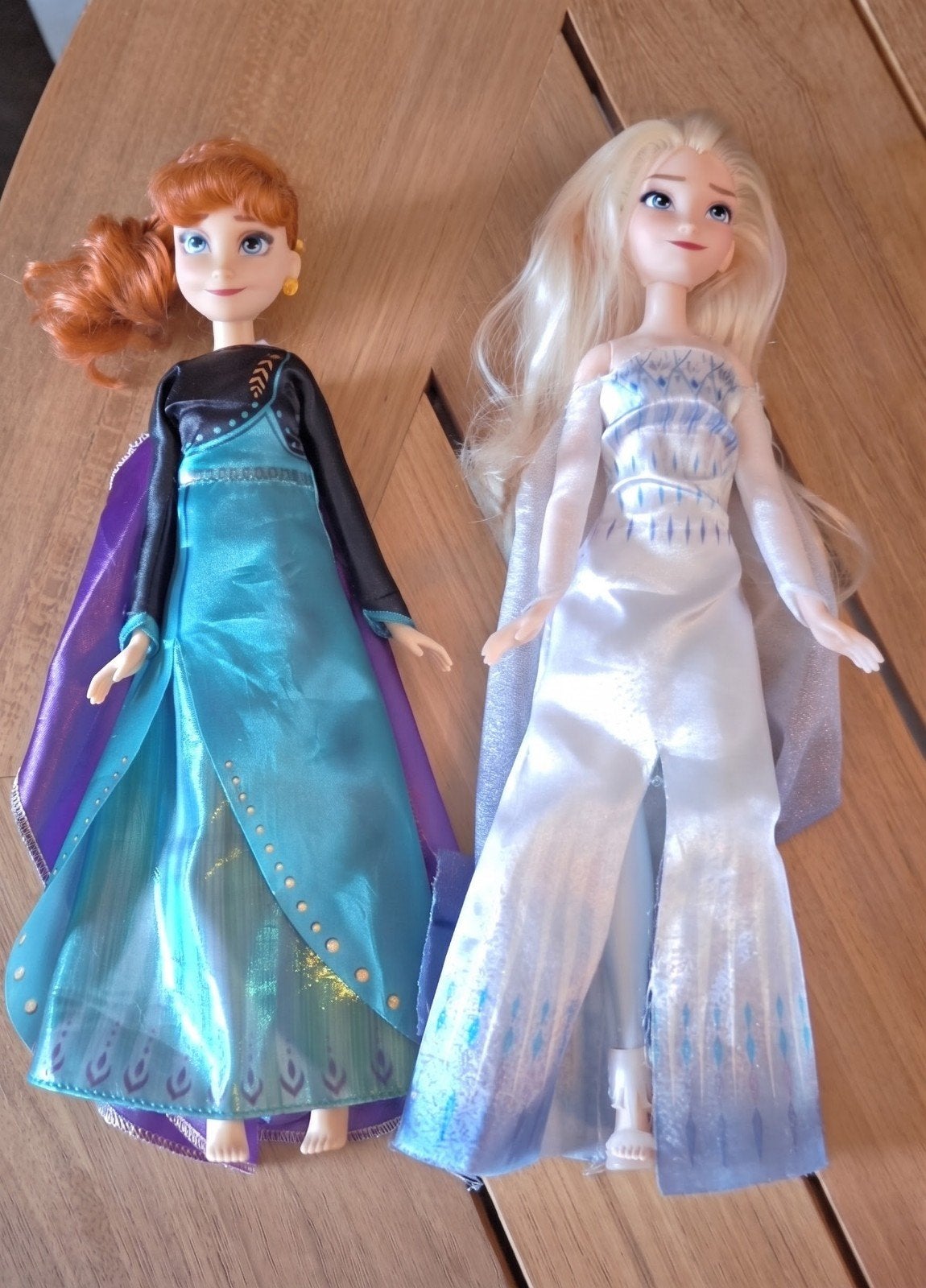Zingende Anna en Elsa Frozen-poppen ️, Ophalen of Verzenden, Gebruikt, Overige typen