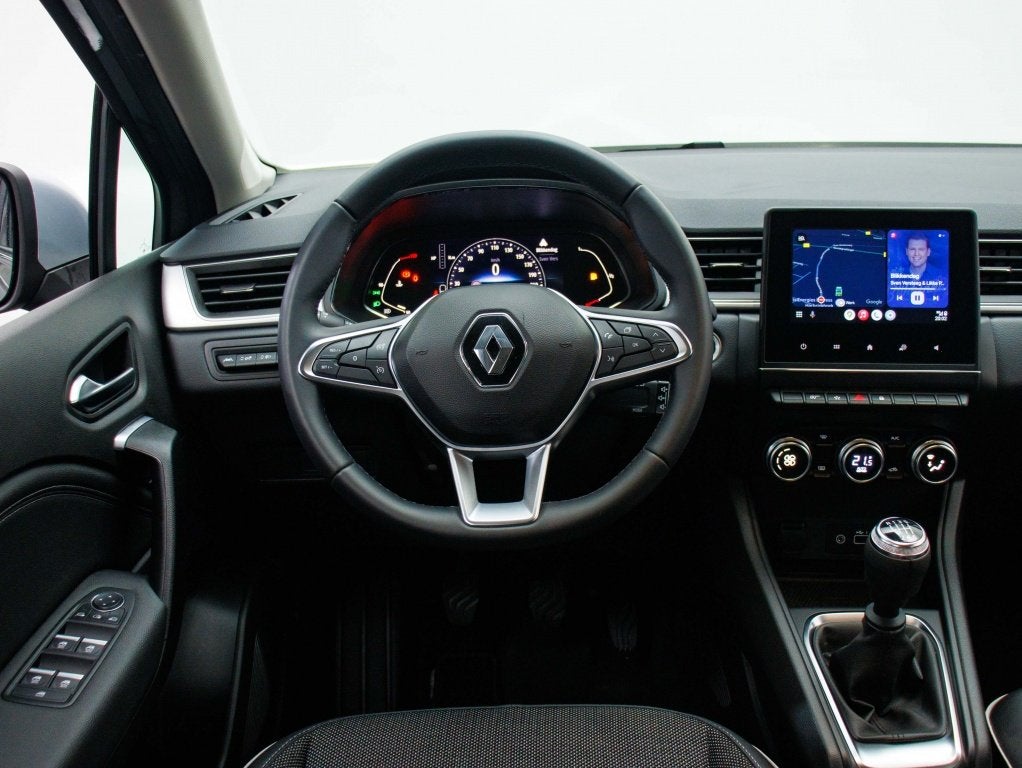 Renault Captur 1.0 TCe Intens | All-seasonbanden | Navi via, Parkeersensor, Gebruikt, Leder en Stof, 3 cilinders