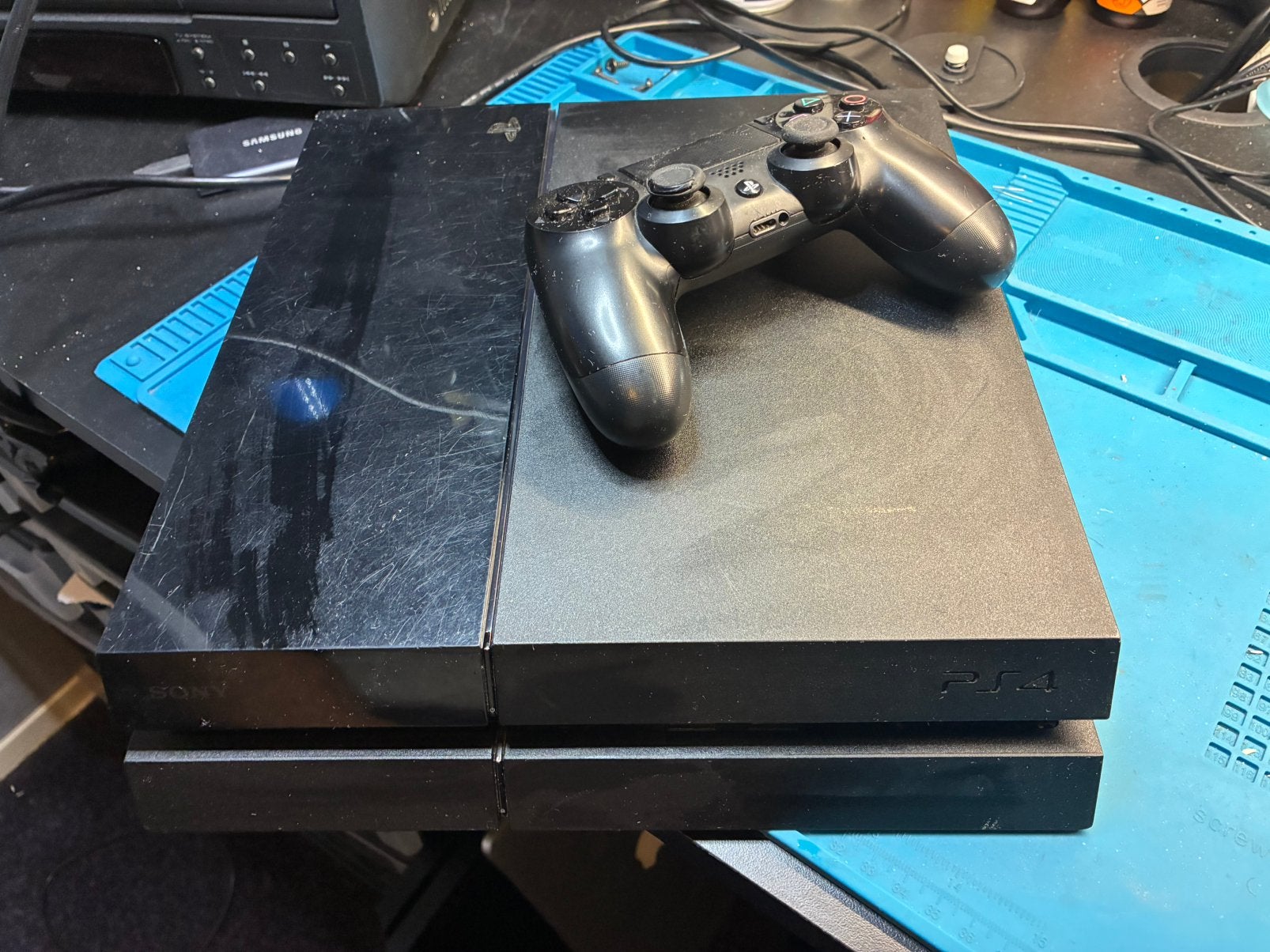 PlayStation 4 incl controller, Spelcomputers en Games, Spelcomputers | Sony PlayStation 4, 500 GB, Refurbished, Ophalen of Verzenden
