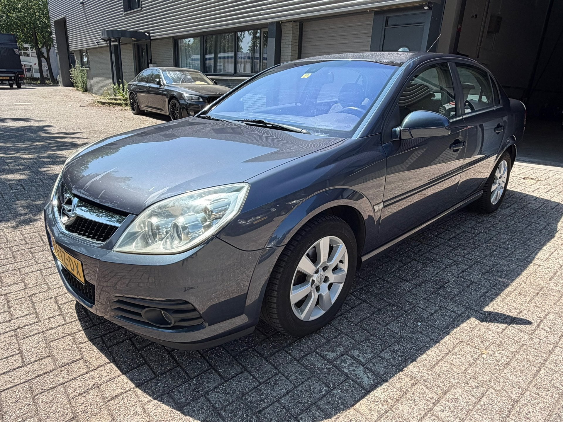 Opel Vectra 1.8-16V Cosmo, Auto's, Voorwielaandrijving, Gebruikt, 4 cilinders, Vectra