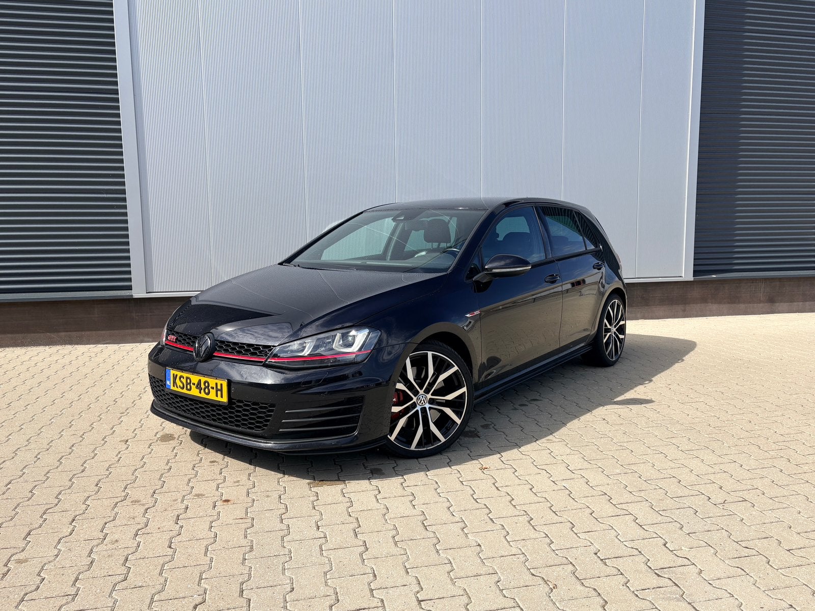 Volkswagen Golf 2.0 GTI Performance 2013| Leder| Elek/Verw., Zwart, 4 cilinders, 1984 cc, Zwart