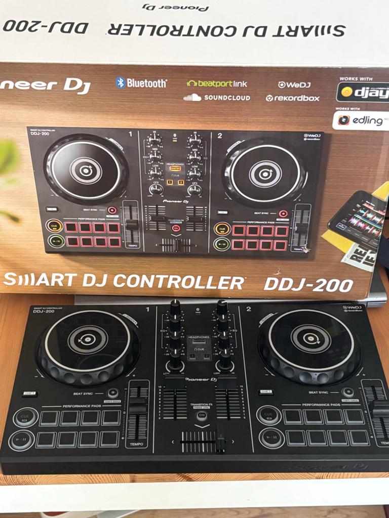 Pioneer DDJ-200 Smart DJ Controller - Zo goed als nieuw, Muziek en Instrumenten, Ophalen of Verzenden, Zo goed als nieuw, Dj-set