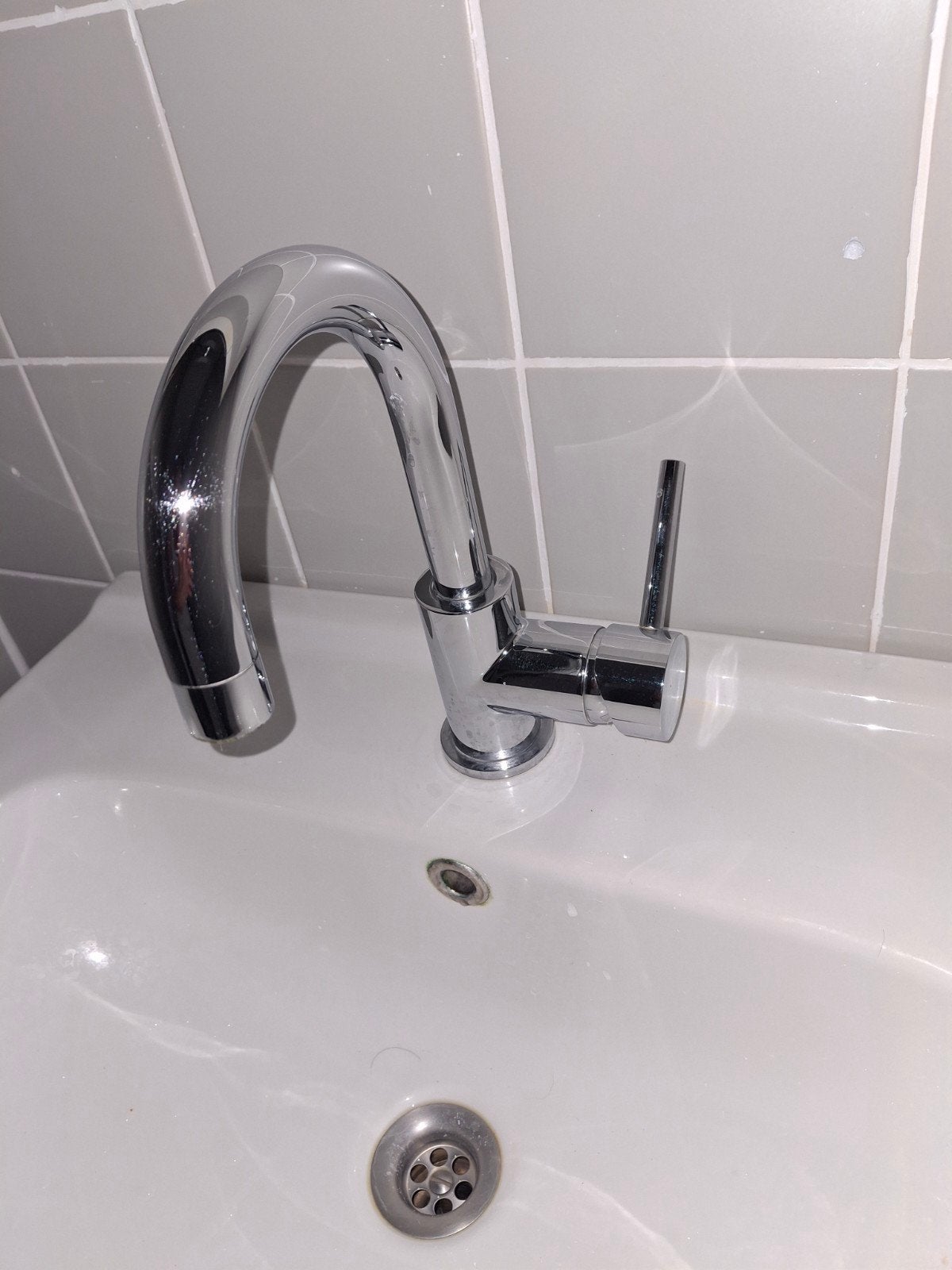 Kraan en wastafel, Ophalen, Gebruikt, Chroom, Wastafel