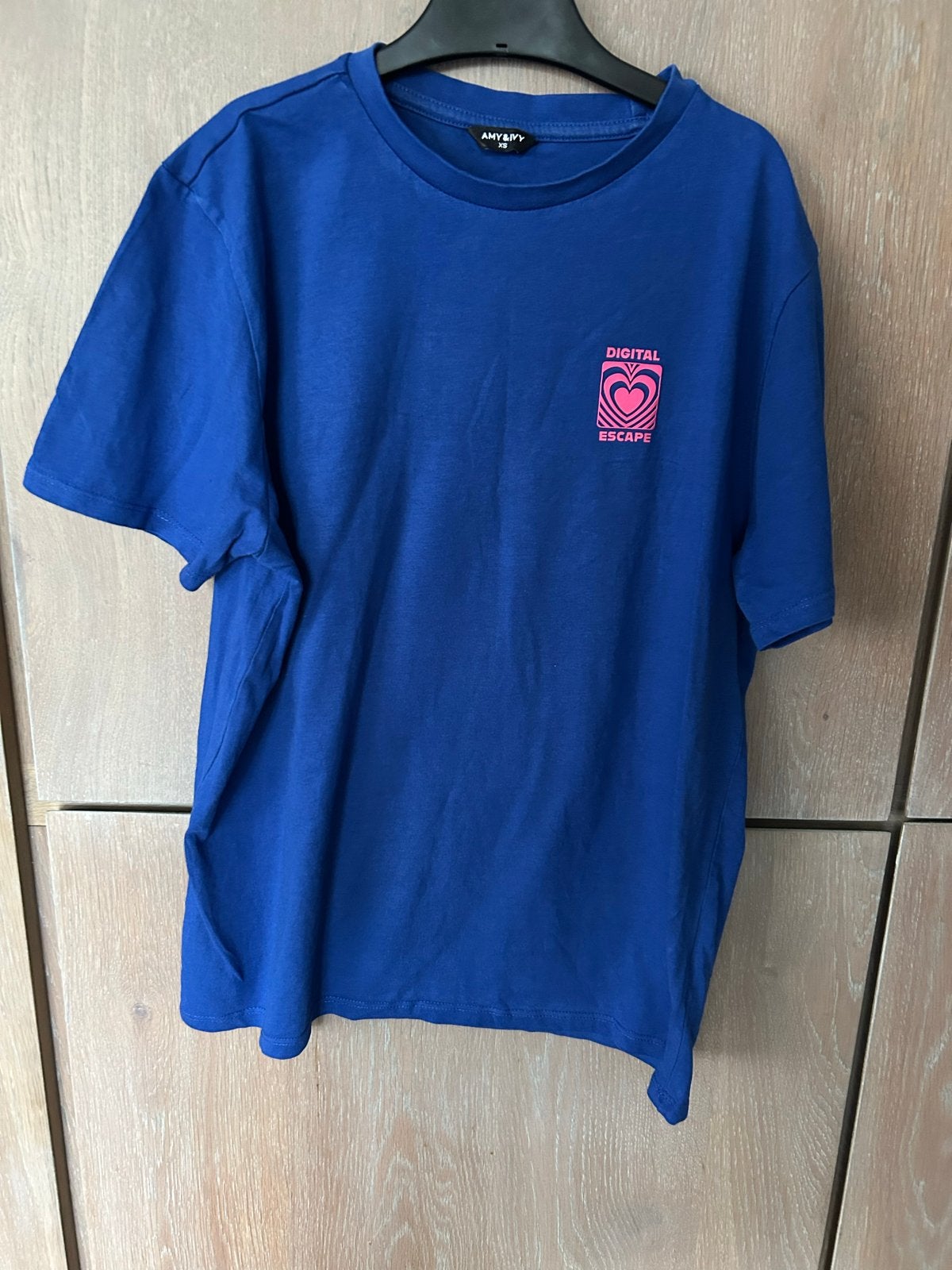 Blauw T-shirt met 'Digital Escape' print, Kleding | Dames, Blauw, Ophalen of Verzenden, Zo goed als nieuw, Korte mouw