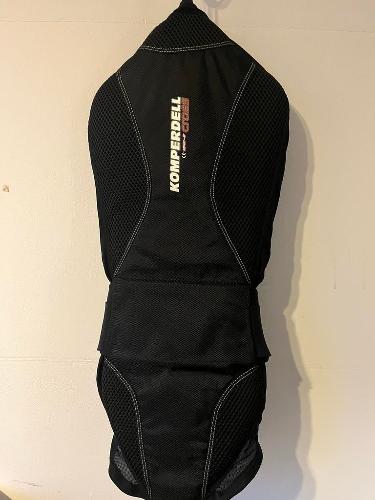 Komperdell cross Rugbeschermer, Sport en Fitness, Ophalen of Verzenden, Zo goed als nieuw, Kleding