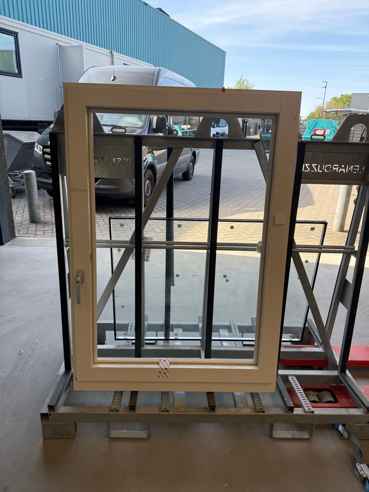 Nieuw Gevelraam met Dubbelglas en Mahonie Kozijn 1400x1000, Doe-het-zelf en Verbouw, Glas en Ramen, Ophalen, Gevelraam of Ruit