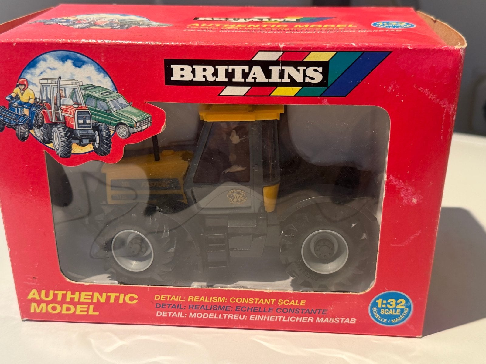 Britains 9440 JCB Fastrac 1135 Authentiek Model 1:32, Ophalen of Verzenden, Nieuw