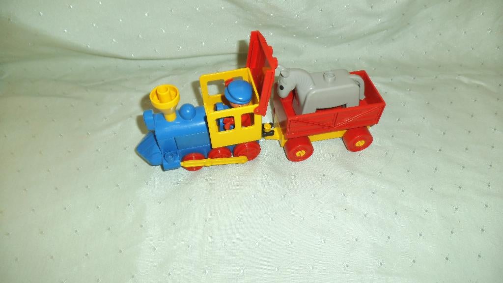 duplo locomotief, Kinderen en Baby's, Speelgoed | Duplo en Lego, Ophalen of Verzenden, Gebruikt, Compleet, Duplo