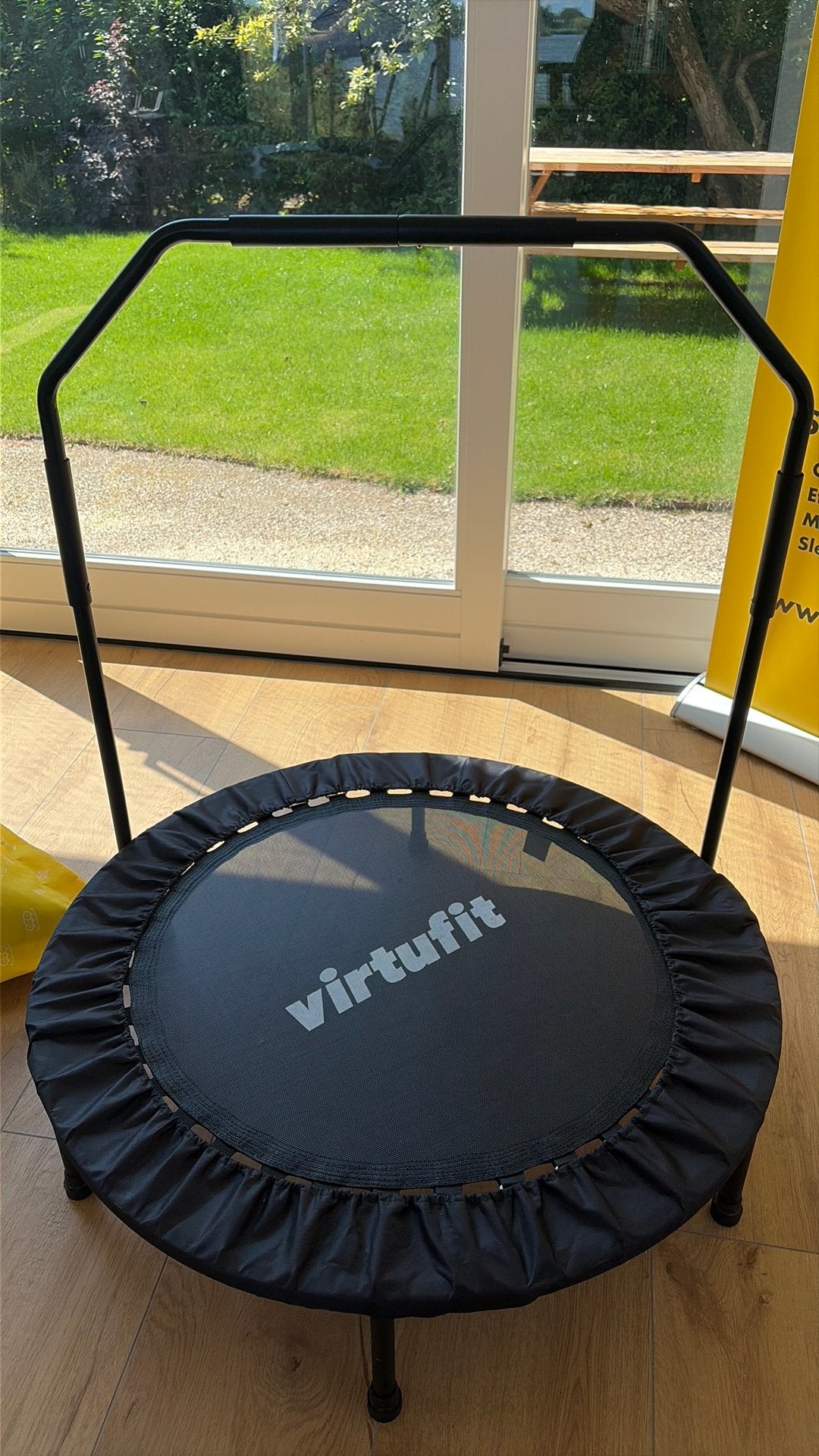 Trampoline 1 bij 1 mtr, Kinderen en Baby's, Speelgoed | Buiten | Trampolines, Ophalen of Verzenden, Zo goed als nieuw
