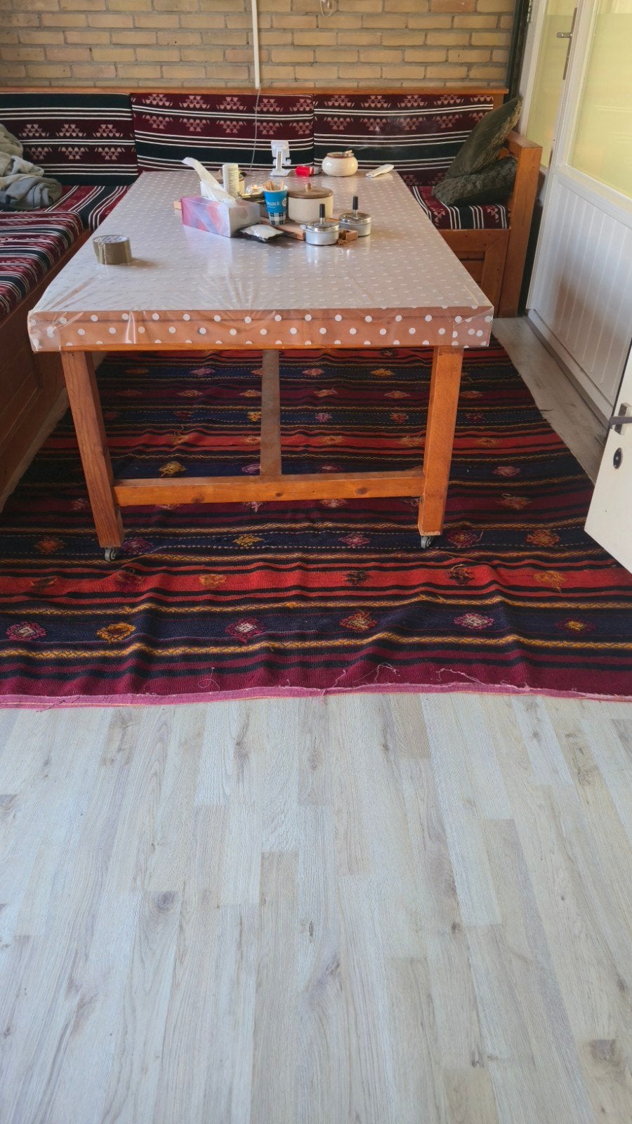 Handgeweven Turks tapijt, 70 jaar oud, 1.70x2.40m, Ophalen, Gebruikt, Geel, 150 tot 200 cm