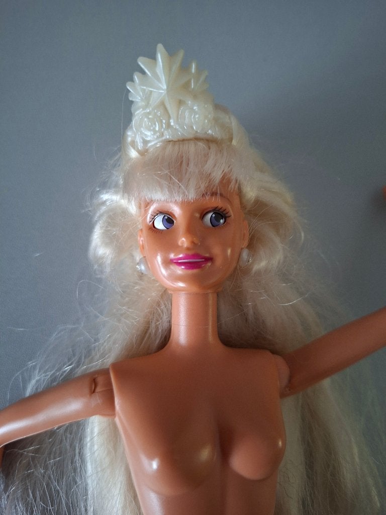 barbie Hasbro 1995 Sindy magic eyes, Ophalen of Verzenden, Zo goed als nieuw, Fashion Doll