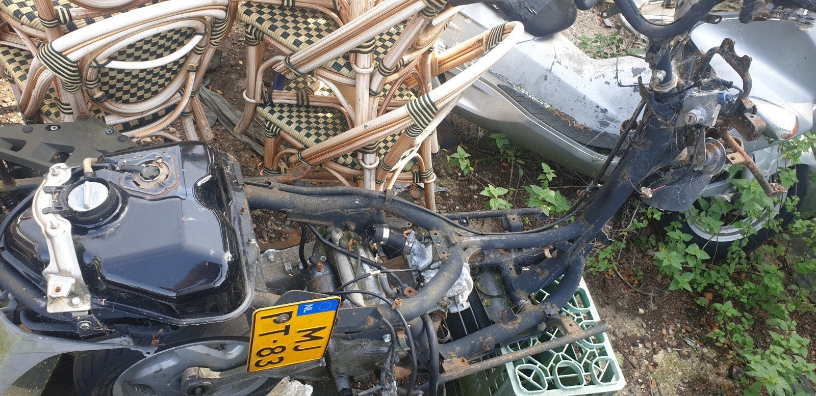 Honda Dylan onderdelen en frame met kenteken., Fietsen en Brommers, Ophalen of Verzenden