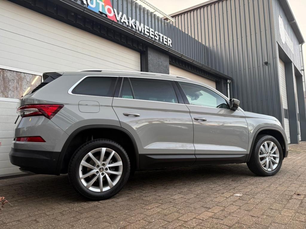 Skoda Kodiaq 1.5 TSI Business edition plus 7persoons, Auto's, Euro 6, 4 cilinders, 150 pk, 7 stoelen