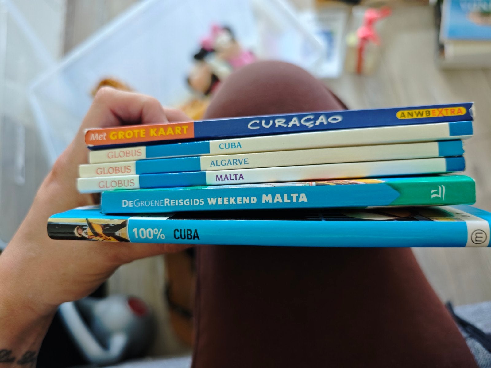 Reisgidsen Bundel: Curaçao, Cuba, Algarve, Malta, Europa, Ophalen of Verzenden, Zo goed als nieuw, Reisgids of -boek