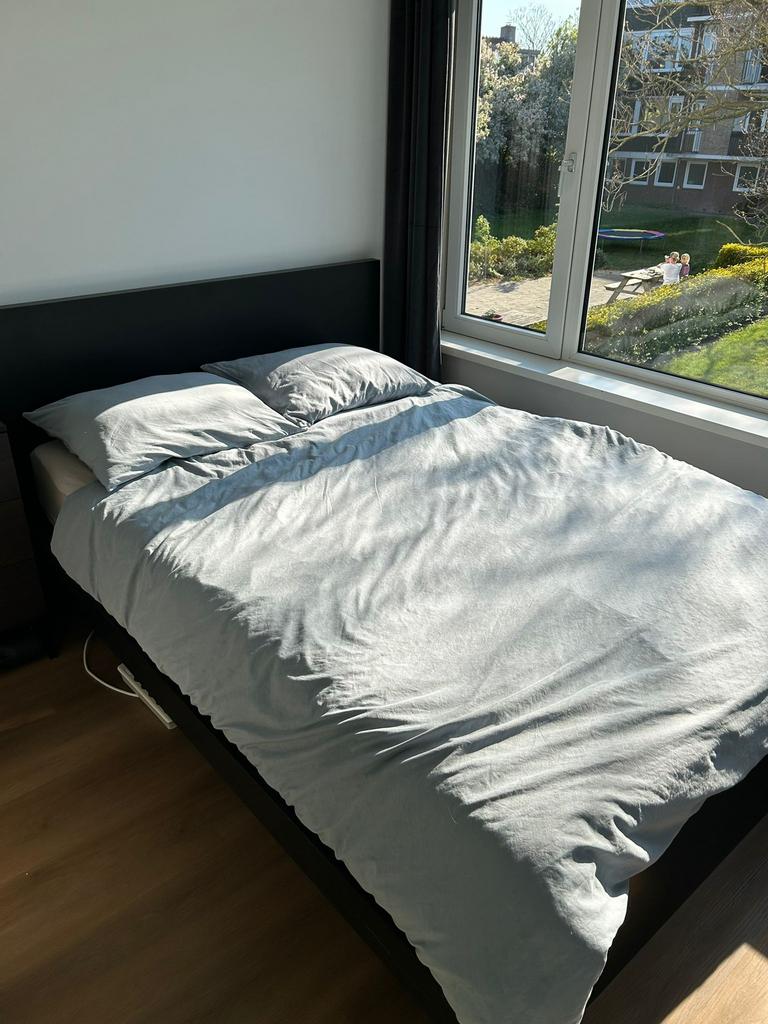 IKEA bed MALM 140x200 T.e.a.b., Huis en Inrichting, Slaapkamer | Bedden, Ophalen, Gebruikt, Zwart, Tweepersoons