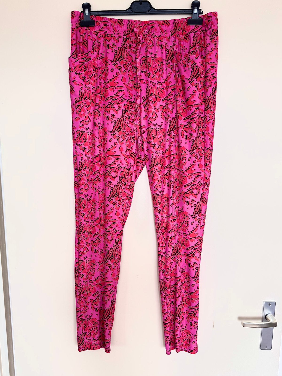 Exxcellent roze travelstof/stretchstof broek maat 44, Ophalen of Verzenden, Gedragen, Roze, Broek of Spijkerbroek
