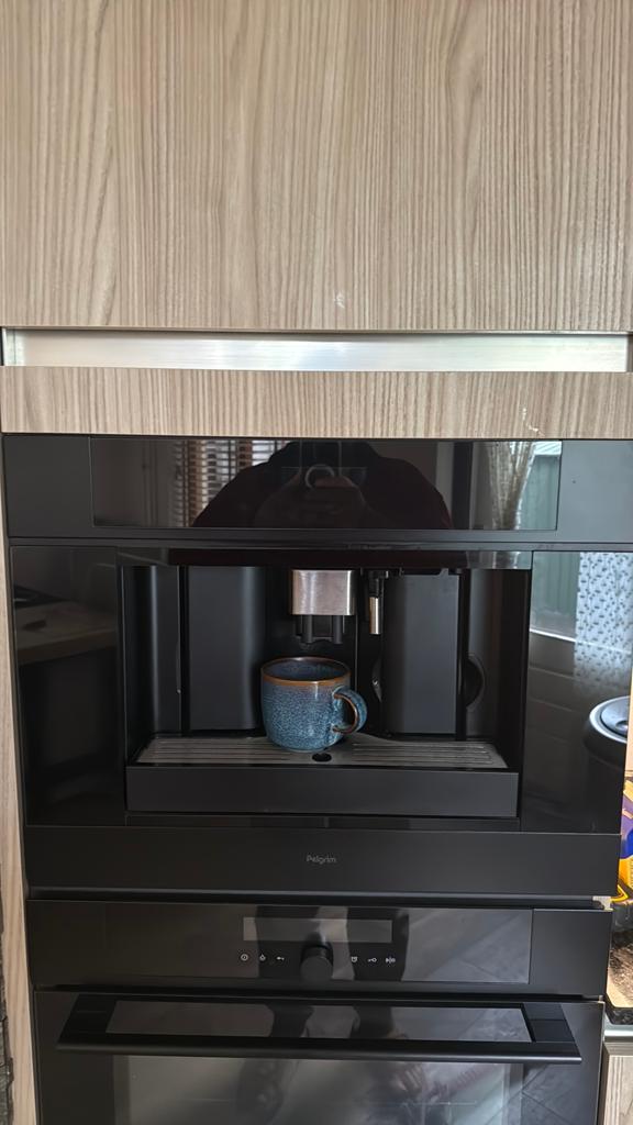 Inbouw koffiemachine, Witgoed en Apparatuur, Koffiezetapparaten, Ophalen of Verzenden, Zo goed als nieuw, Koffiemachine, Afneembaar waterreservoir