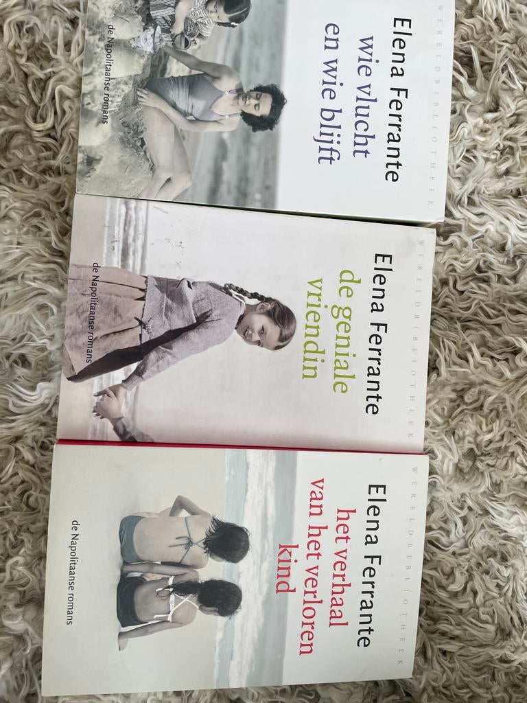 Elena Ferrante - De Napolitaanse Romans (3 boeken), Ophalen of Verzenden, Gelezen, Europa overig