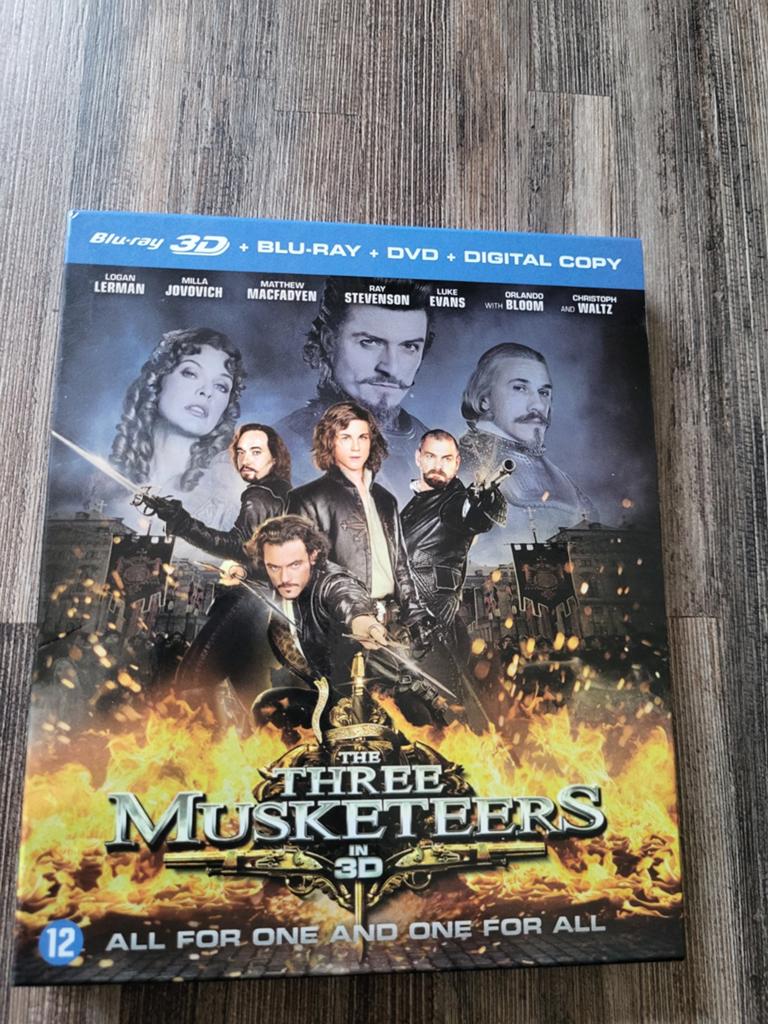 The Three Musketeers (Blu-Ray 3D), Ophalen of Verzenden, Zo goed als nieuw, Actie