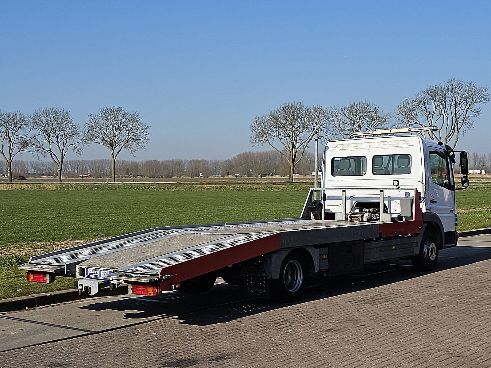 MERCEDES-BENZ ATEGO 818 techau whinch ramps, 156 pk, Cruise Control, Wit, Mercedes-Benz
