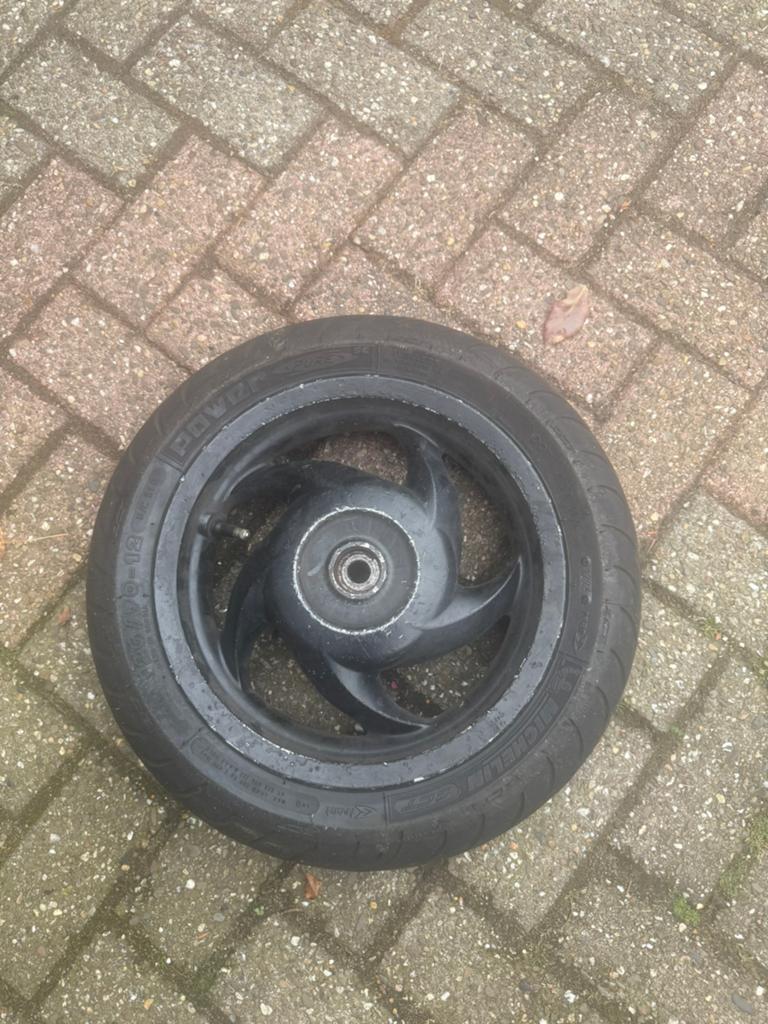 Trommel velg met band, Fietsen en Brommers, Brommeronderdelen | Scooters, Ophalen of Verzenden, Overige typen, Overige merken