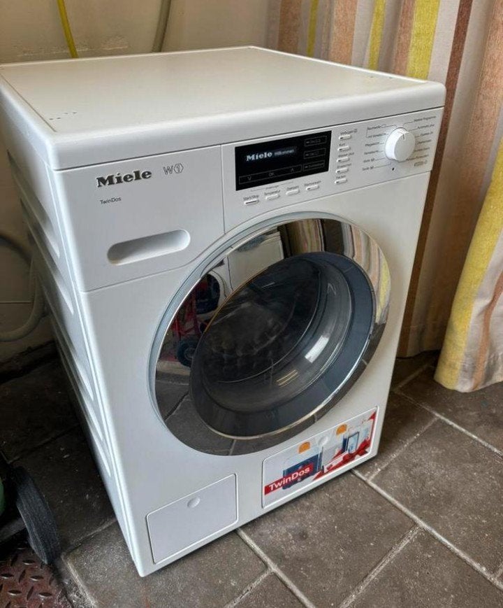 Miele w1 Twindos wasmachine 1600 toeren, Witgoed en Apparatuur, Ophalen, Minder dan 85 cm, 8 tot 10 kg, Voorlader