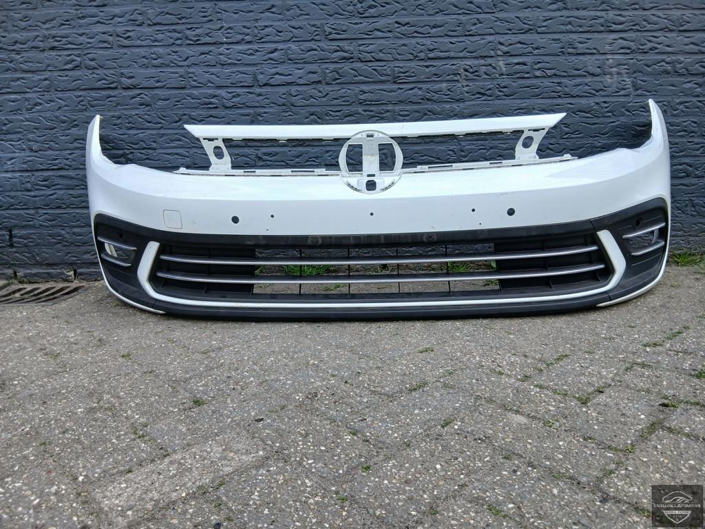VW Polo 2G Facelift Highline Voorbumper Bumper 4xPDC Origine, Gebruikt, Volkswagen, Volkswagen AG, Bumper