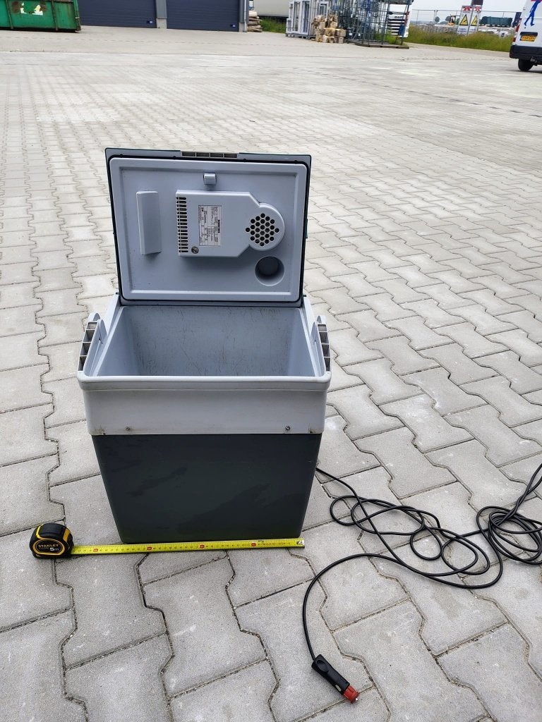 Mobicool koelbox 12 V, werkt uitstekend, Caravans en Kamperen, Koelboxen, Zo goed als nieuw, Koelbox, Elektrisch, Ophalen of Verzenden