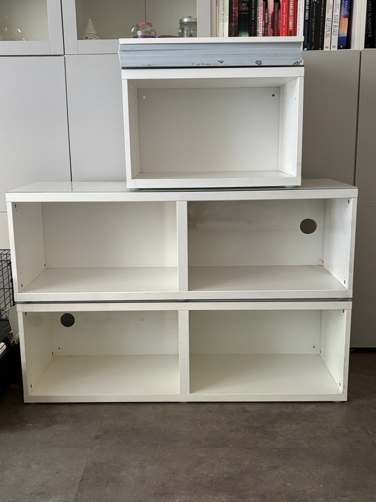 IKEA Besta kasten met hoogglans witte deurtjes, Ophalen, Gebruikt