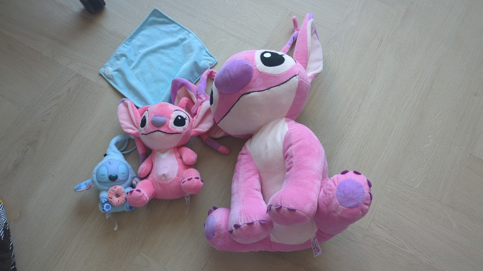 Disney Lilo & Stitch Knuffels - Angel en Stitch, Disney, Overige typen, Ophalen of Verzenden, Middelgroot (20 tot 80 cm)