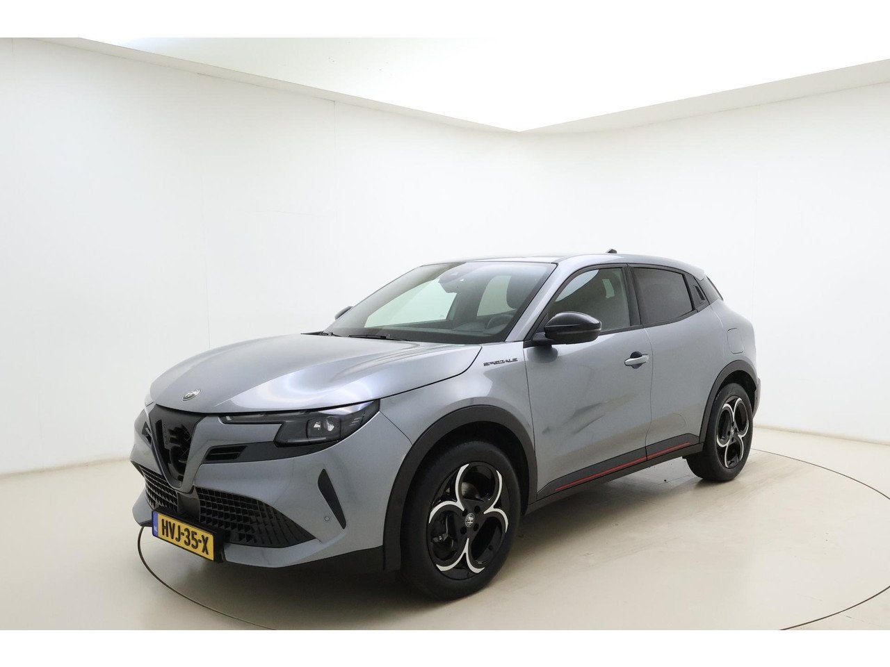 Alfa Romeo Junior 1.2 Turbo 145pk Hybrid Automaat Ibrida Spe, Automaat, 145 pk, Gebruikt, Bedrijf