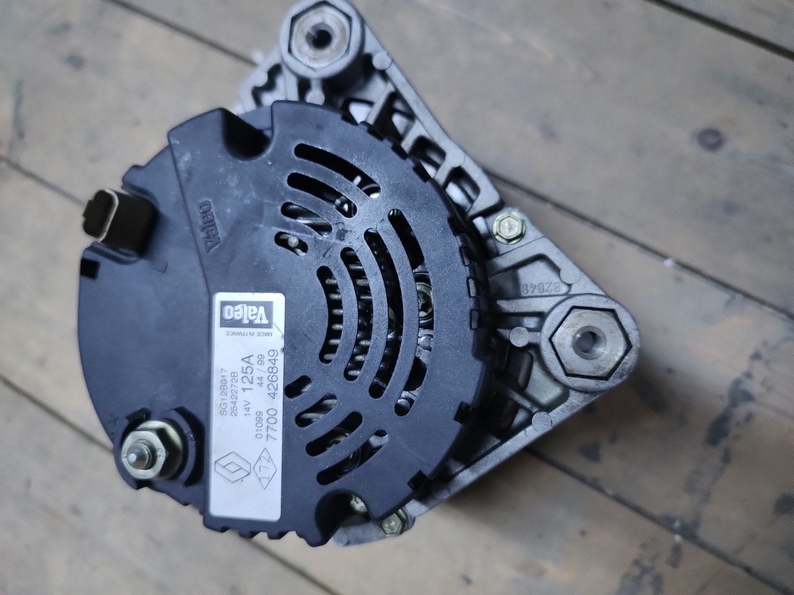 Volvo V40 1.9DiD Dynamo, Ophalen of Verzenden