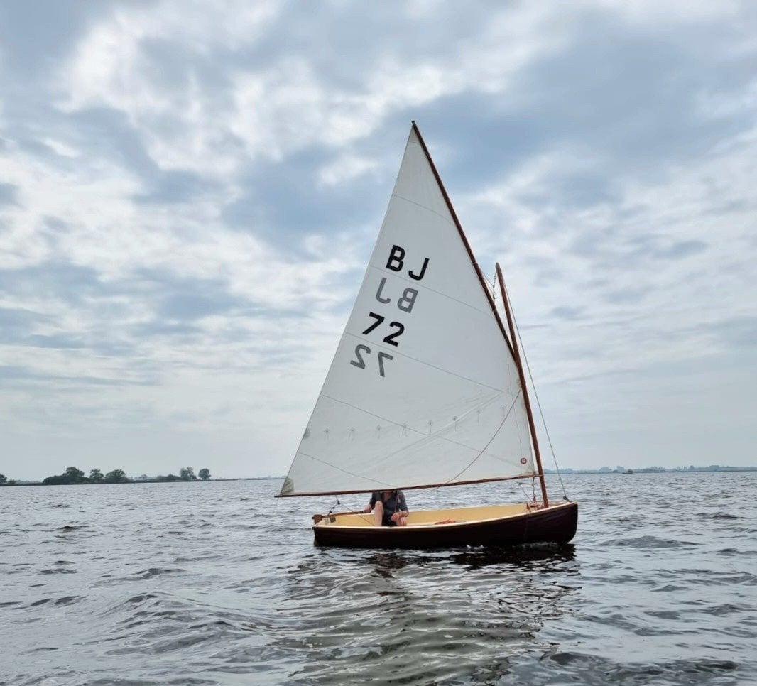 12ft jol polyester incl trailer en wedstrijdzeilen, Watersport en Boten, Open zeilboten, Ophalen, Gebruikt, 4 m, Polyester