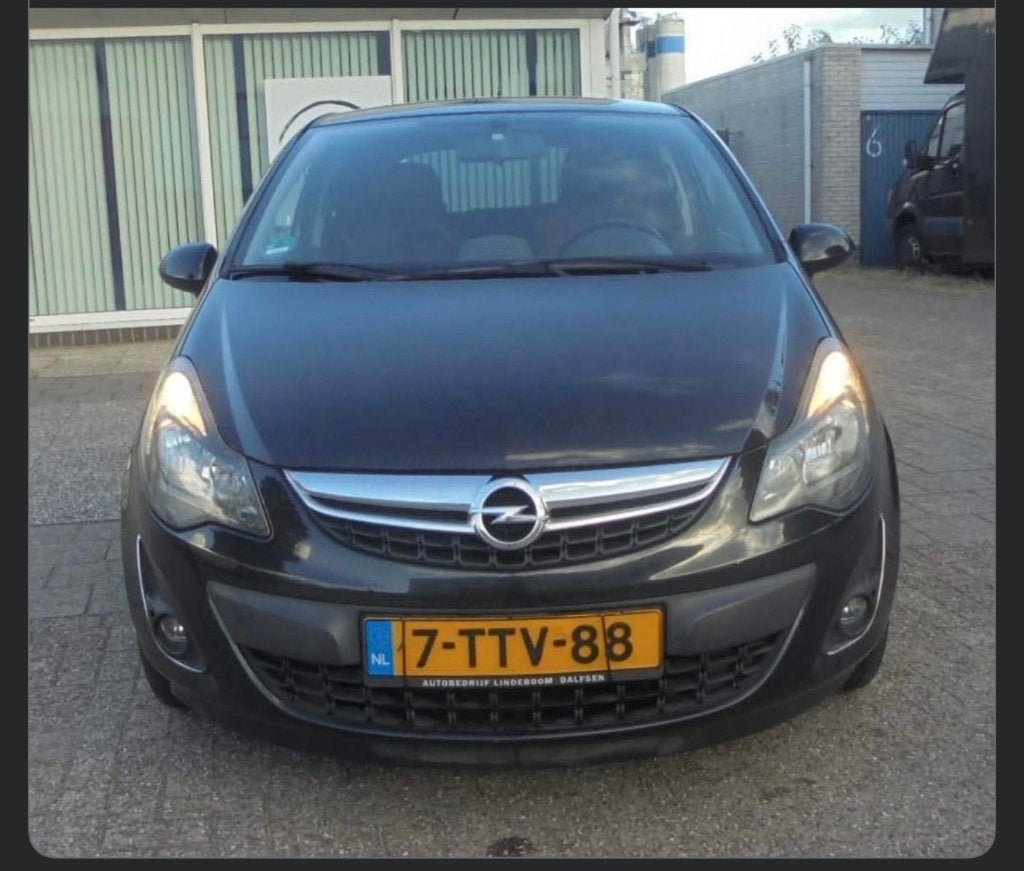 Opel Corsa 1.4 16V 3D 2014 Zwart, Voorwielaandrijving, 40 €/maand, Zwart, Origineel Nederlands