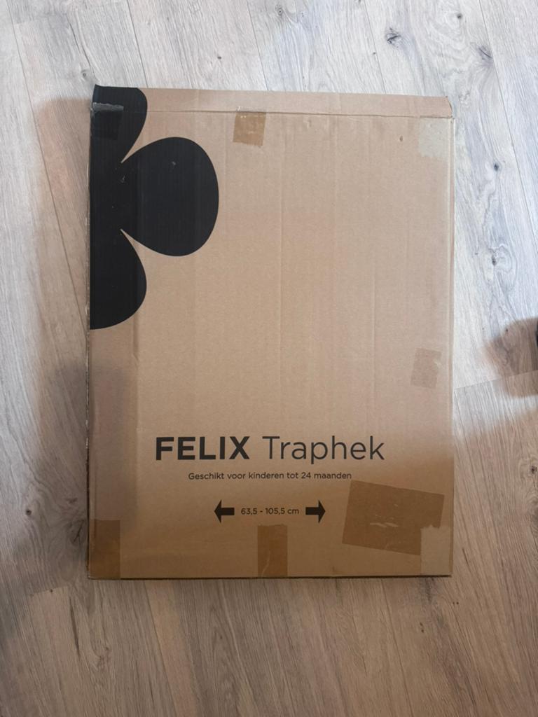 Traphekje zwart nieuw in doos, Ophalen, Nieuw, Metaal of IJzer, 100 tot 115 cm