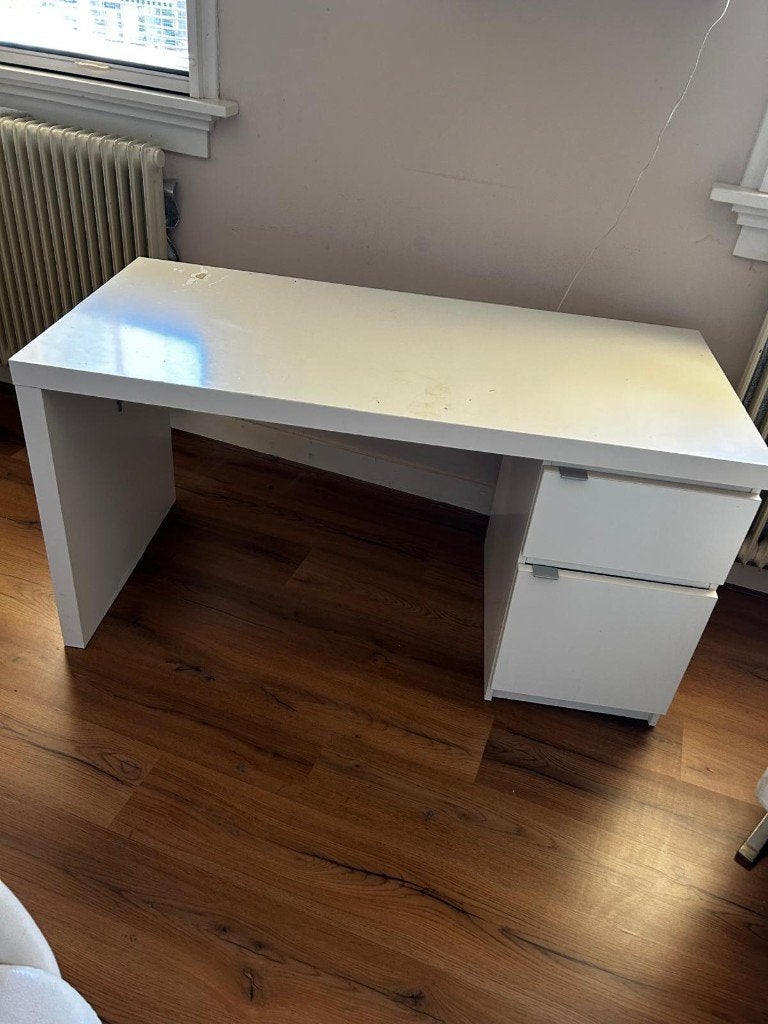 Ikea MALM-bureau (gratis afhalen), Ophalen, Overige typen, Gebruikt, 65 cm