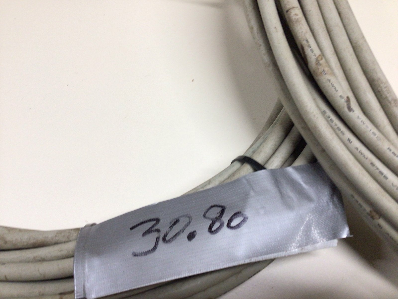 Nieuwe audiokabels voor muziekboxen (2 bundels), Ophalen, Nieuw, 10 meter of meer, Luidsprekerkabel